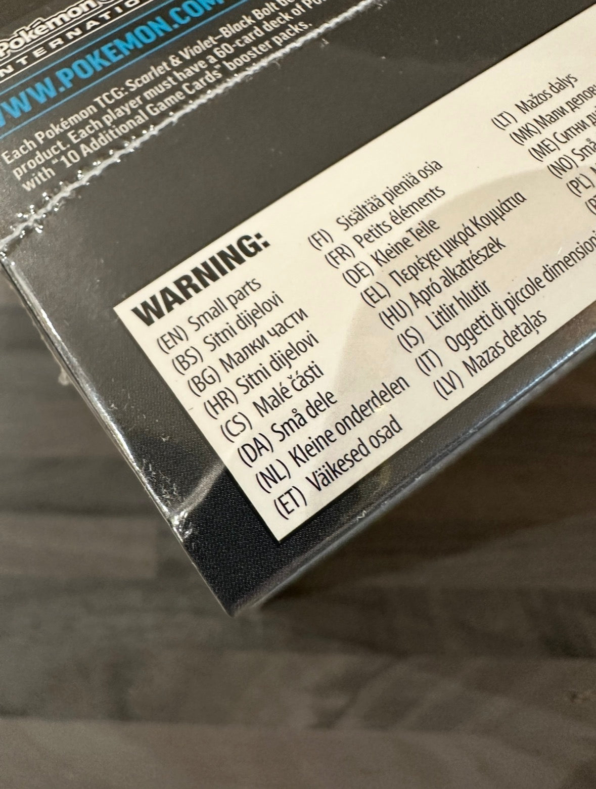 (LEGGERMENTE DANNEGGIATO) Black Bolt Elite Trainer Box ETB Zekrom (ENG)